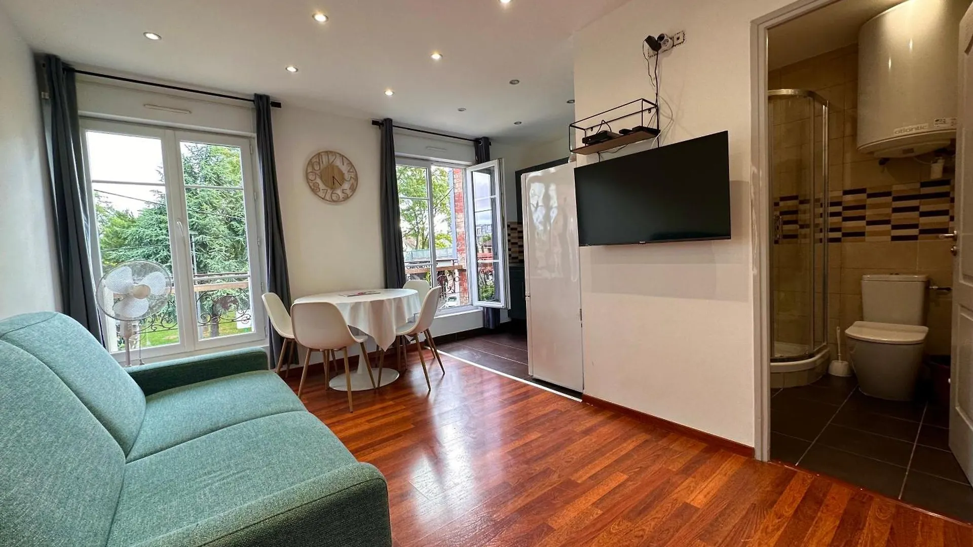 Residence 4T - 33 Bis Avenue Gaston Chauvin Aulnay-sous-Bois Apartment